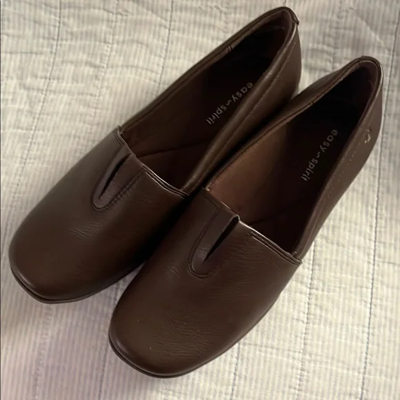 Easy Spirit Brown Loafers - Picture 2 of 4